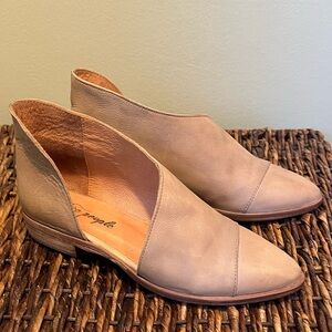 Free People Royale Flat, size 36.5, Warm Grey Leather